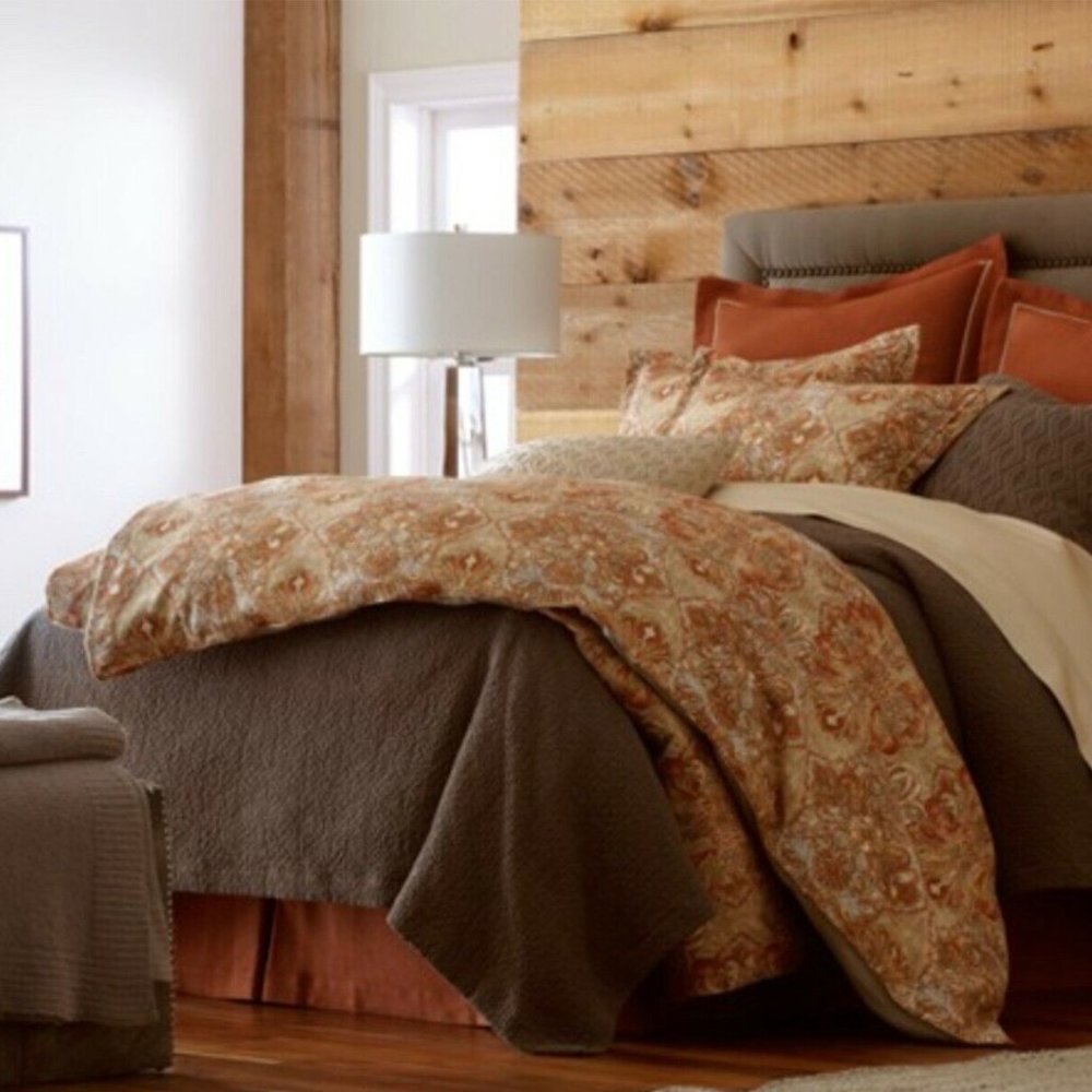 Peacock Alley Baroque Gold Paisley Linen Blend Duvet Cover Set